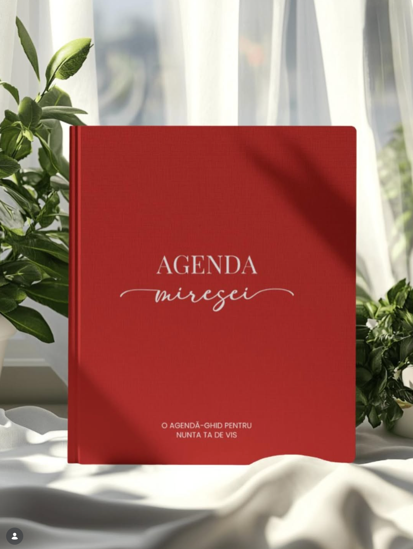 Agenda Miresei - Produs fizic, copertă roșie elegantă